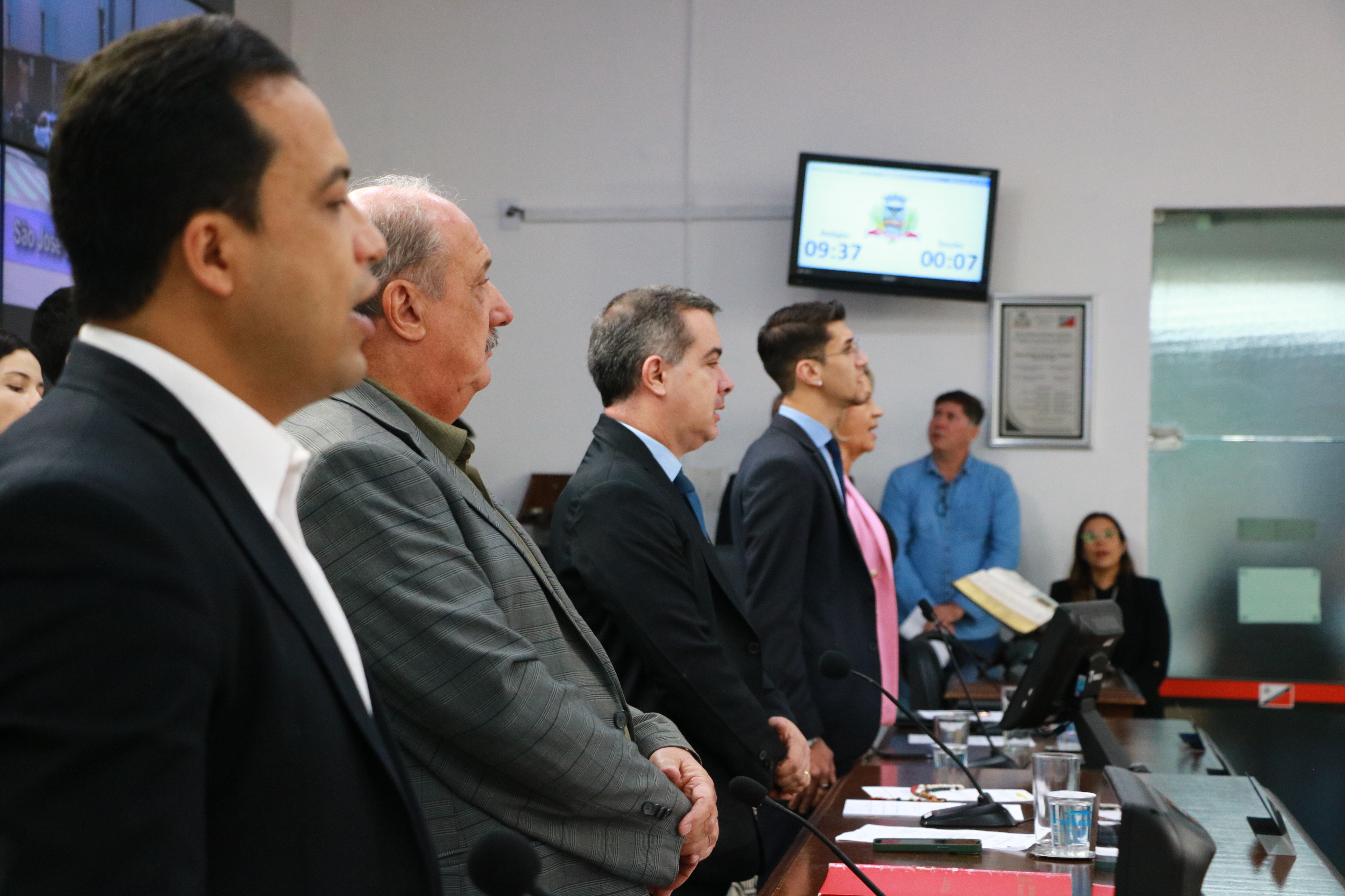 Vereadores aprovam legalidade da volta do recesso de julho e programa Rio Preto sem Dengue