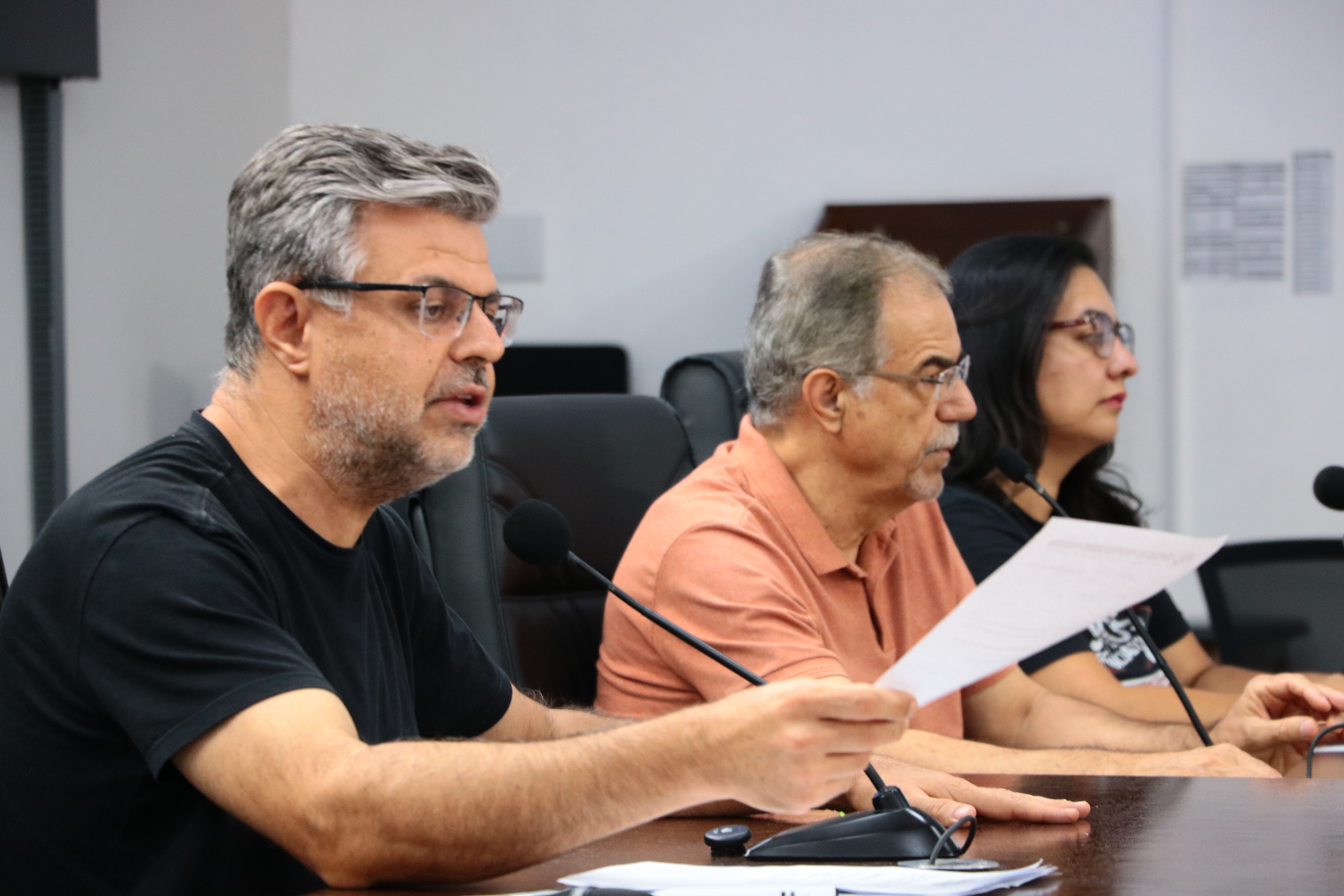 Secretária de Educação não comparece à audiência pública na Câmara