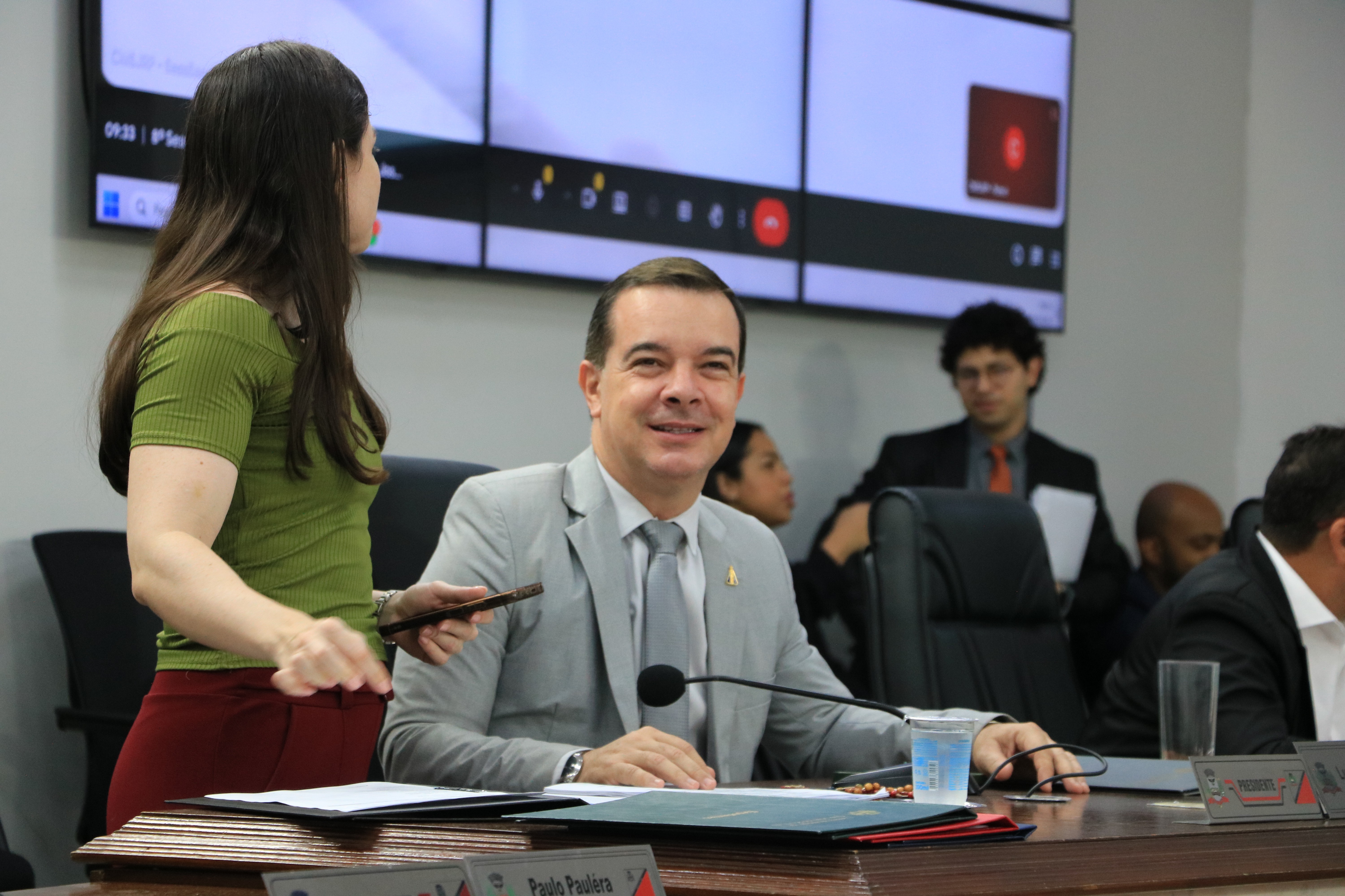 Vereadores aprovam reajuste para servidores do Semae e subvenção ao Bom Prato