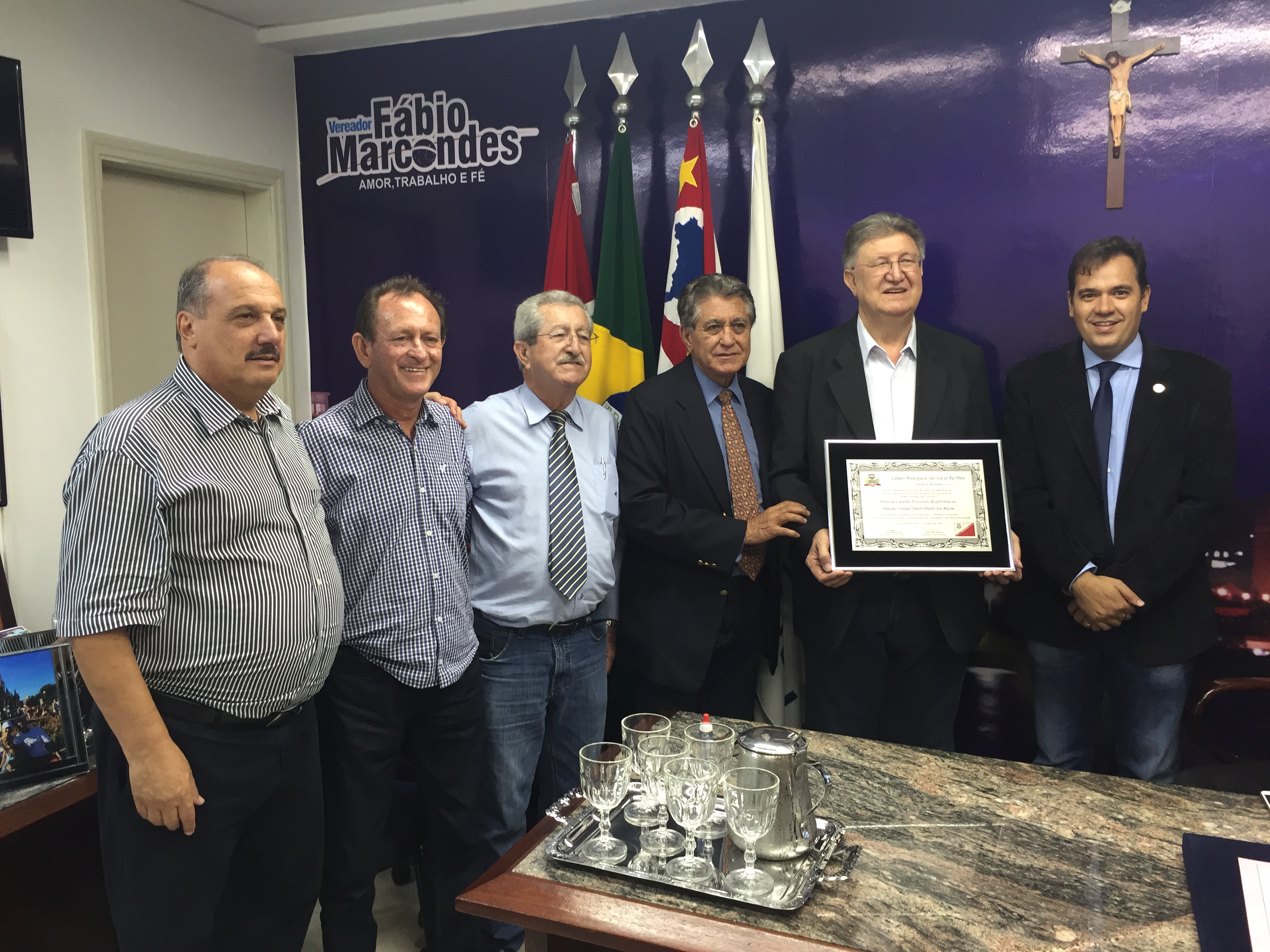 Homenagem foi entregue em evento de caráter simbólico