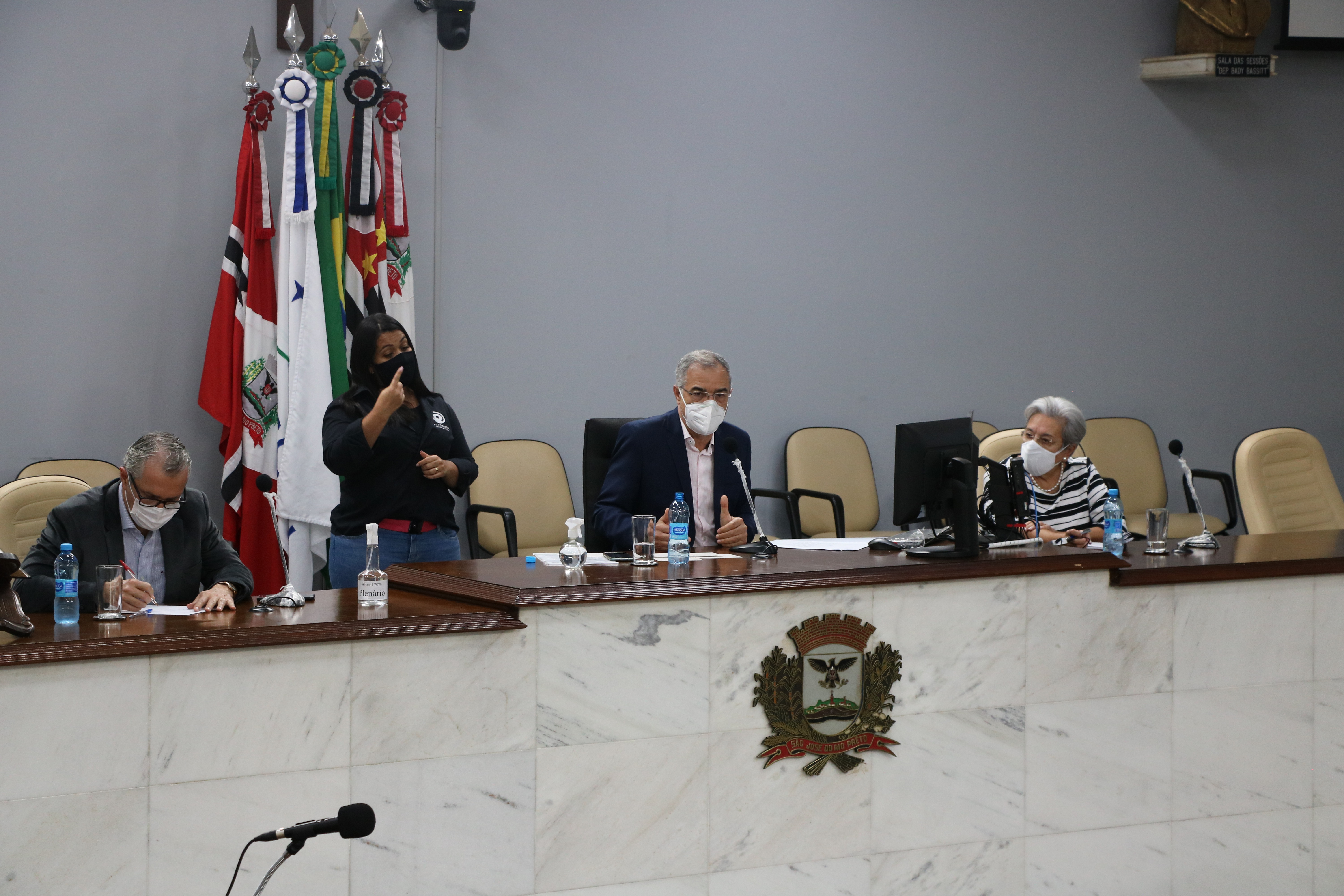 Renato Pupo, Pedro Roberto e Sônia Beolchi (de Ibirá) integram mesa do Parlamento Regional