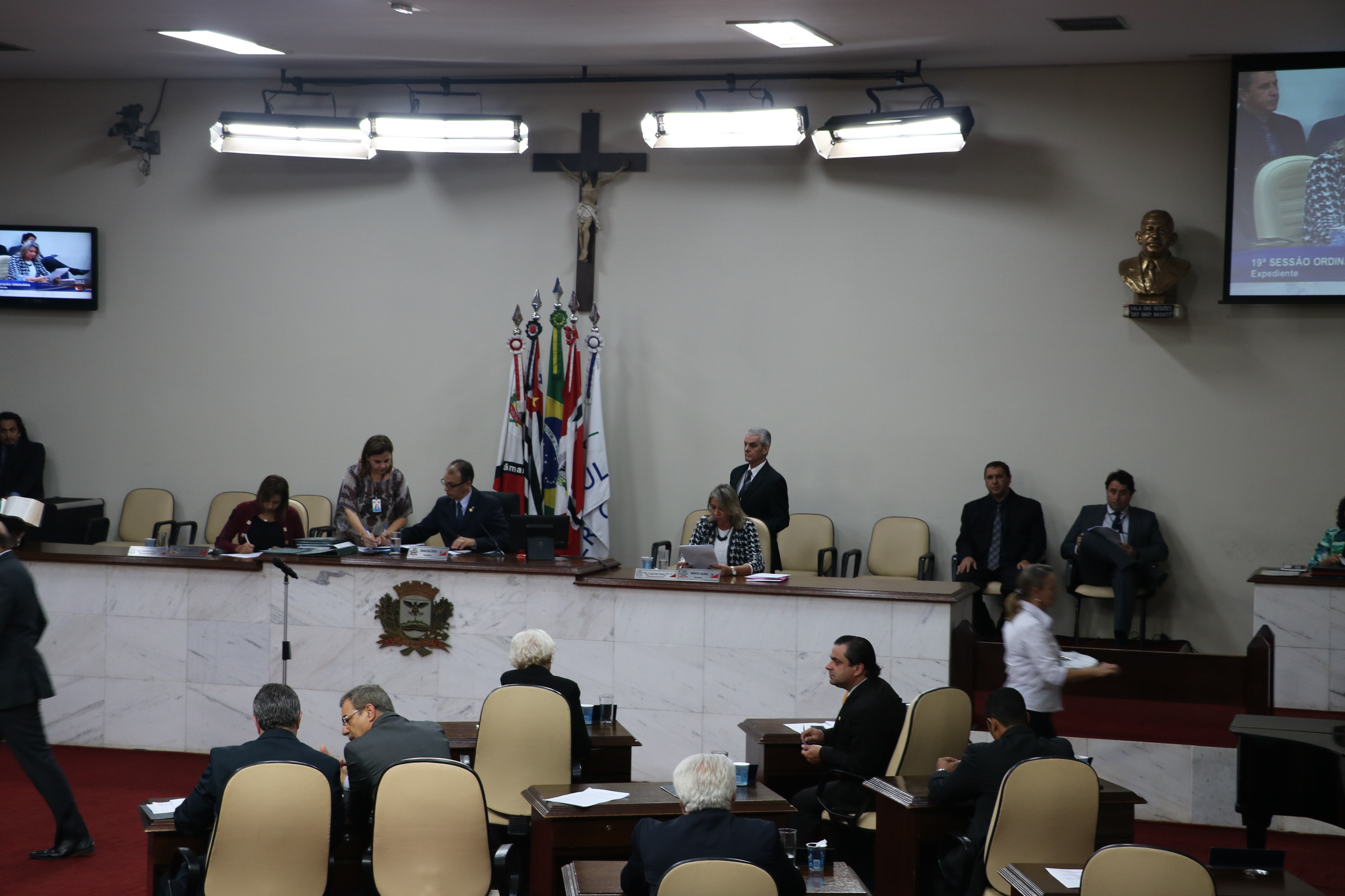 A prorrogação da CEI do Auxílio-atleta também esteve na pauta da 19ª sessão; pedido de mais prazo foi rejeitado
