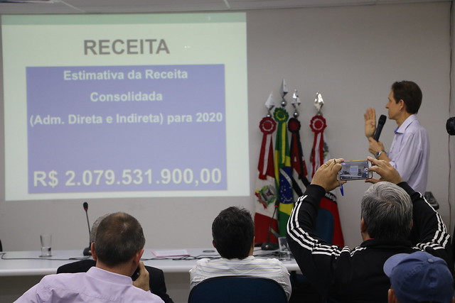 Secretário Israel Cestari apresentou dados orçamentários para 2020